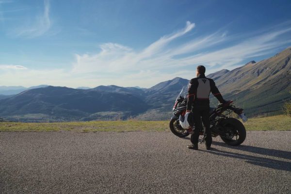 Finding the Perfect Fit: How to Choose the Right Motorcycle Size for You?